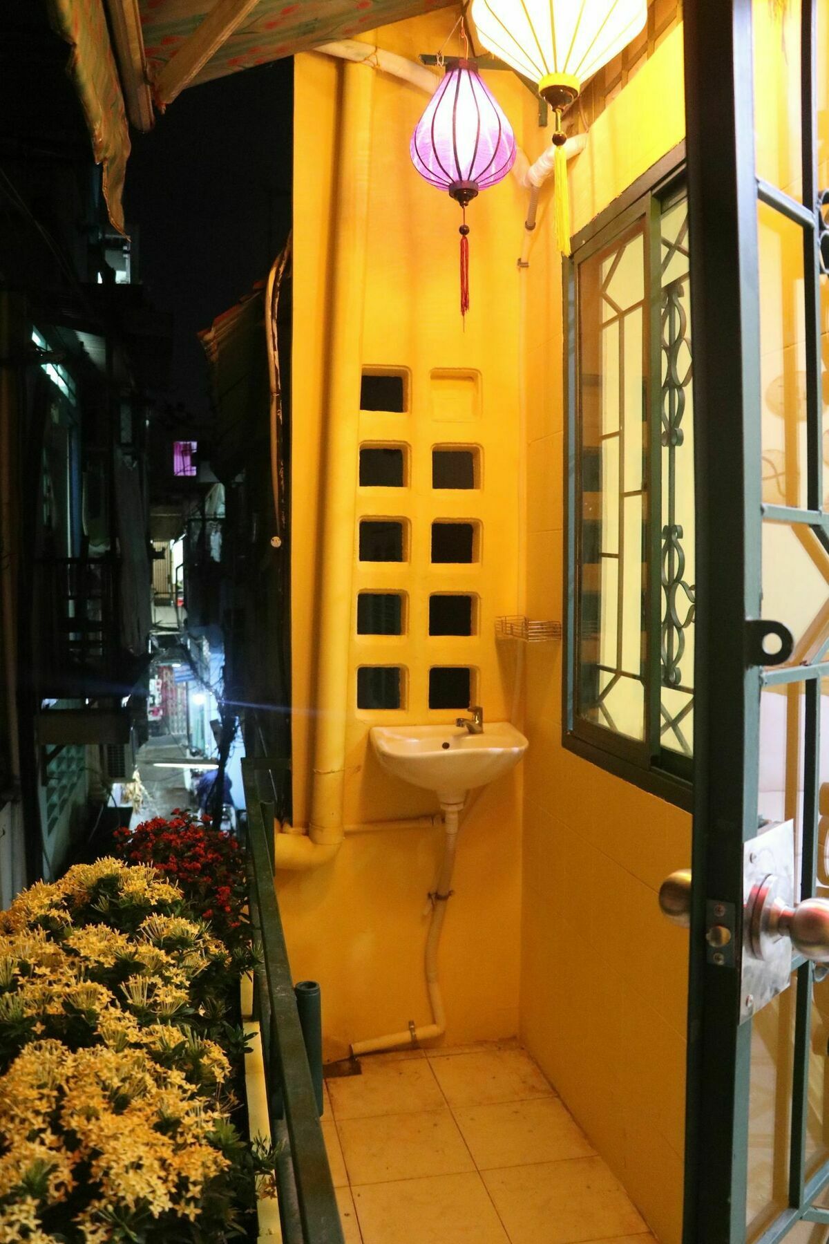 Saigon Old Town Homestay Ho Chi Minh City Exterior photo